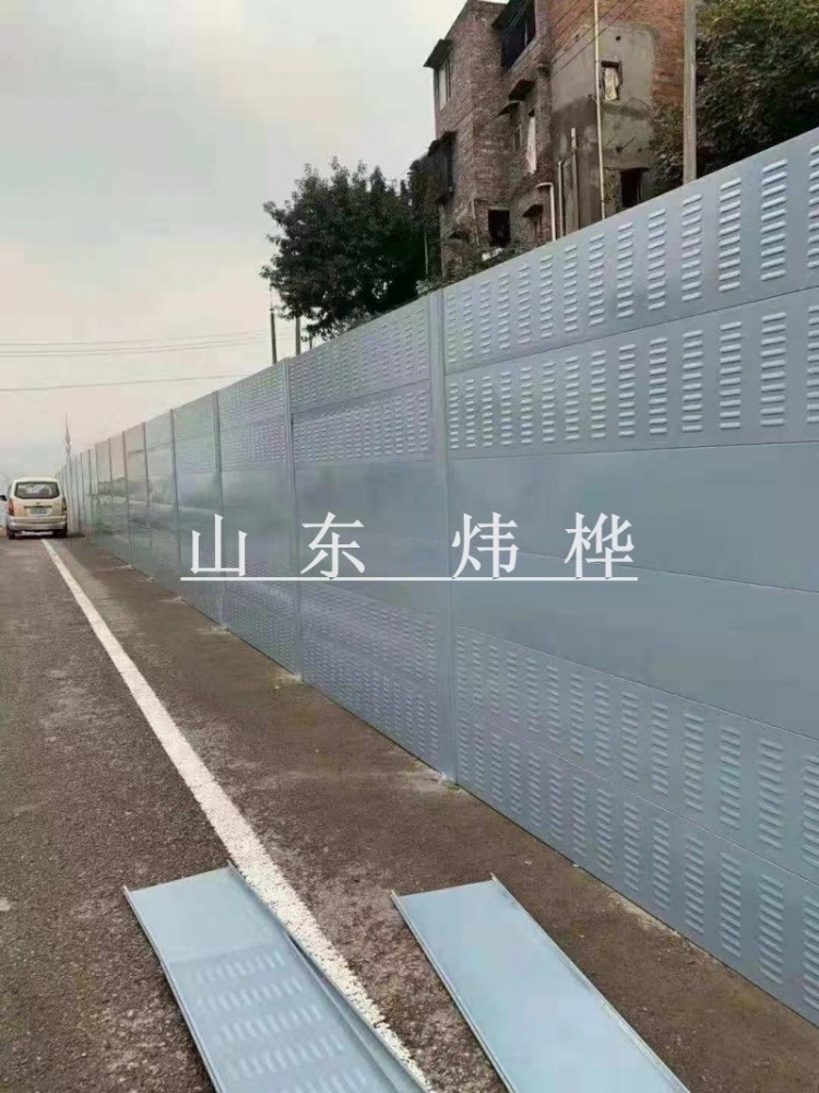 公路聲屏障自動生產(chǎn)機(jī)器